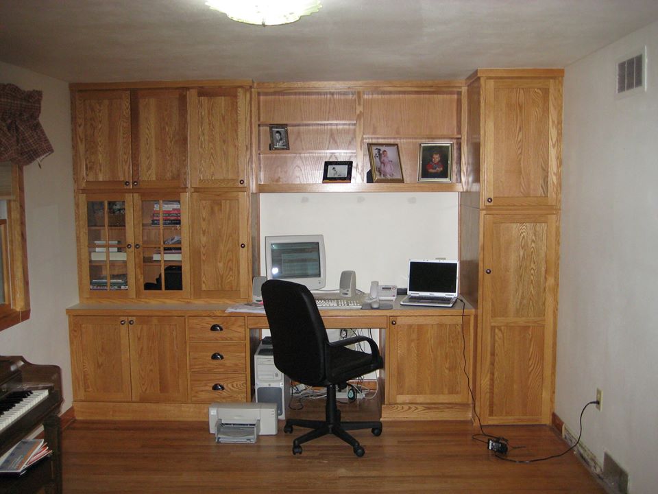 Red oak home office
